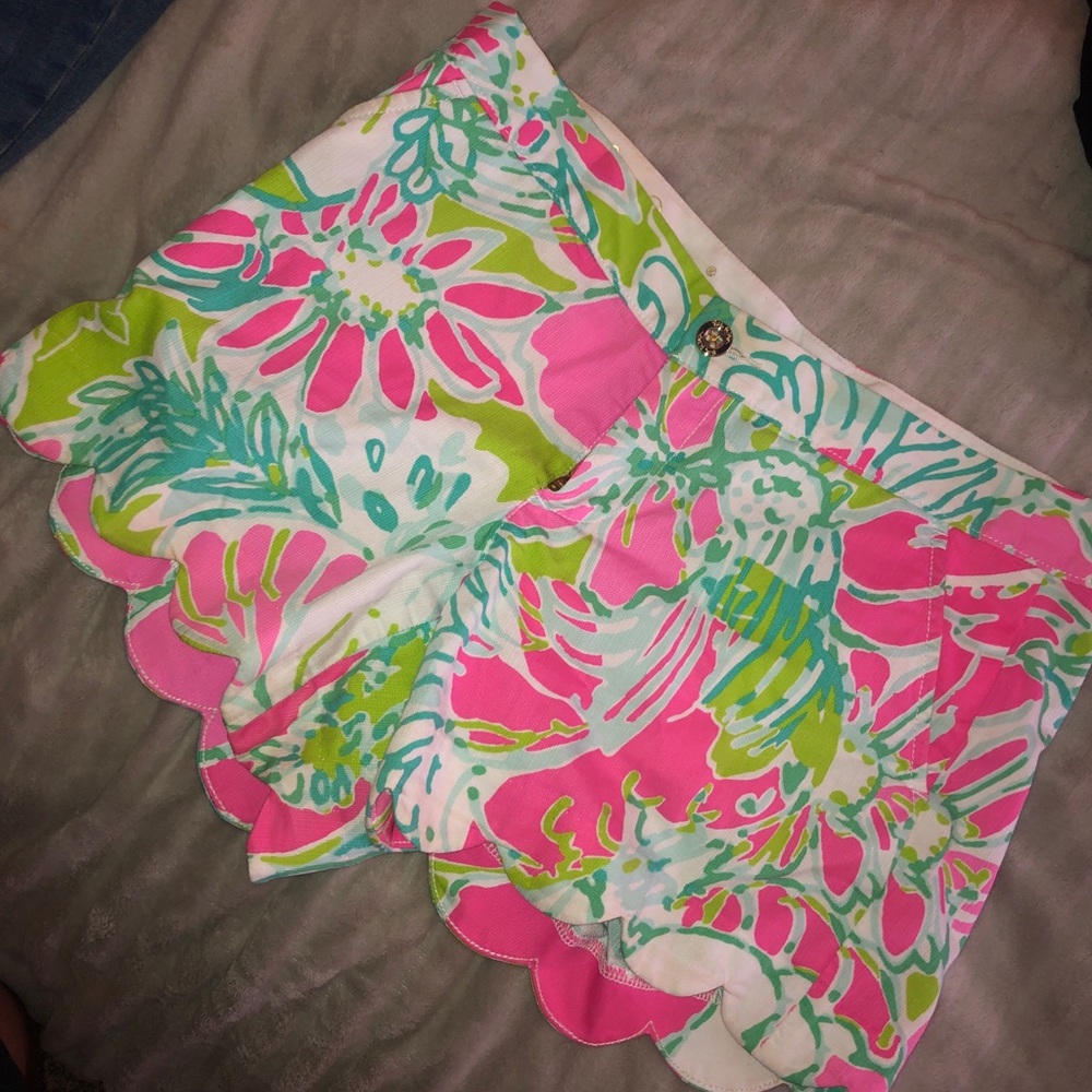 Lily Pulitzer size 4 shorts!